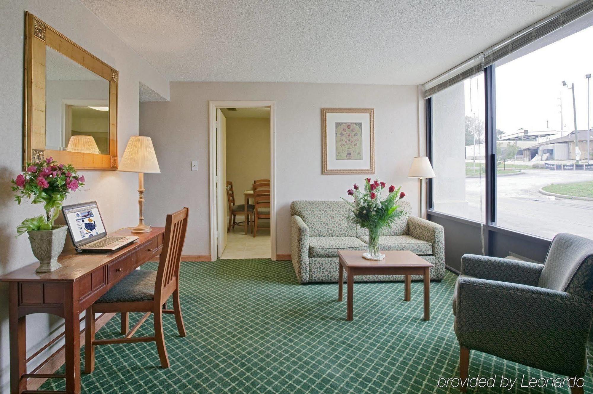 My Home & Suites Covington Quarto foto